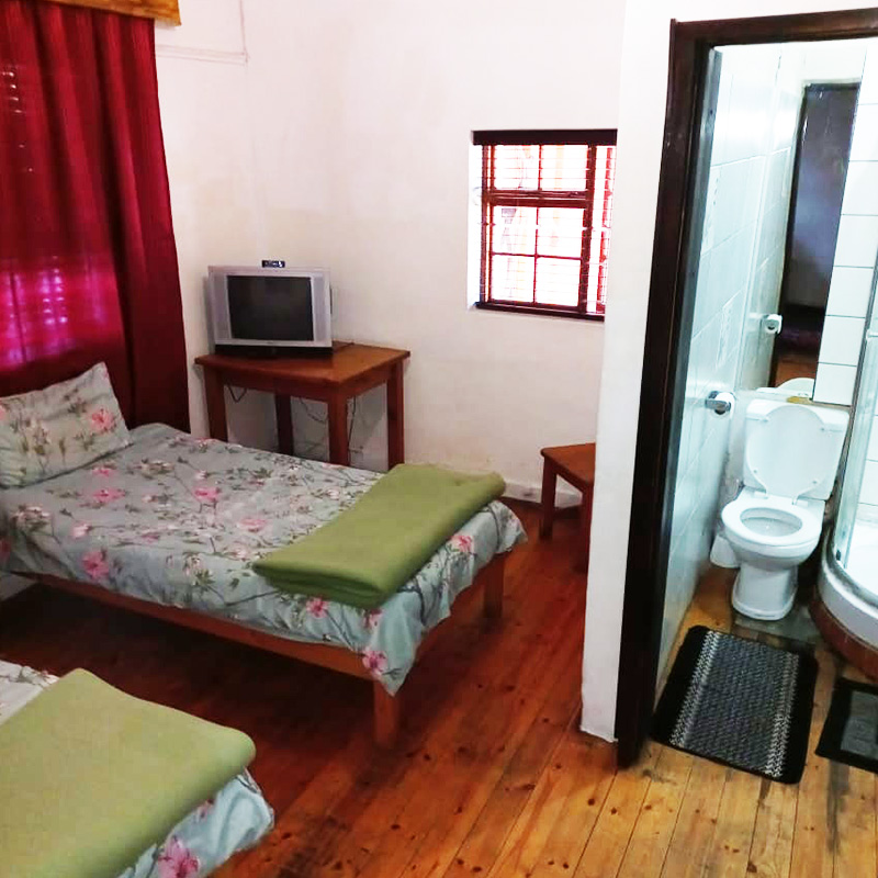 DaHouse-Self-Catering-02 Da Rooms Bed and Backpackers Accommodation