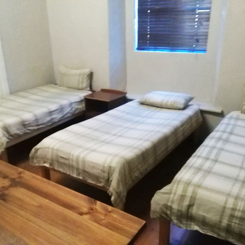 Hoek-House-Self-Catering-01 Da Rooms Bed and Backpackers Accommodation